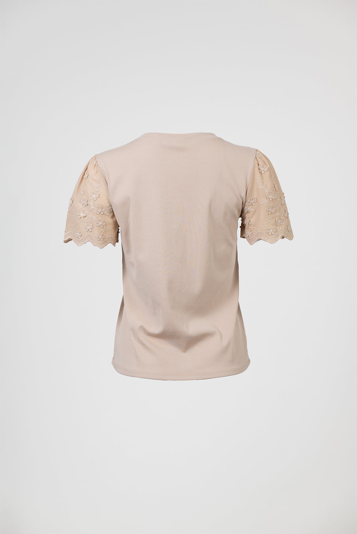 Дамска бежова тениска с бродирани ръкави от памук – Soft Тоuch