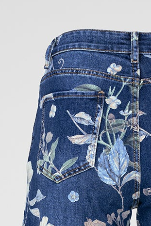 Дамски дънки с широк крачол и висока талия - Midnight Bloom