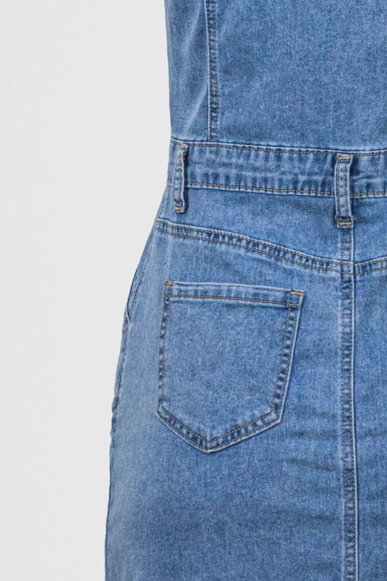 Дънкова рокля Denim Grace - с копчета-рокли-6Sense