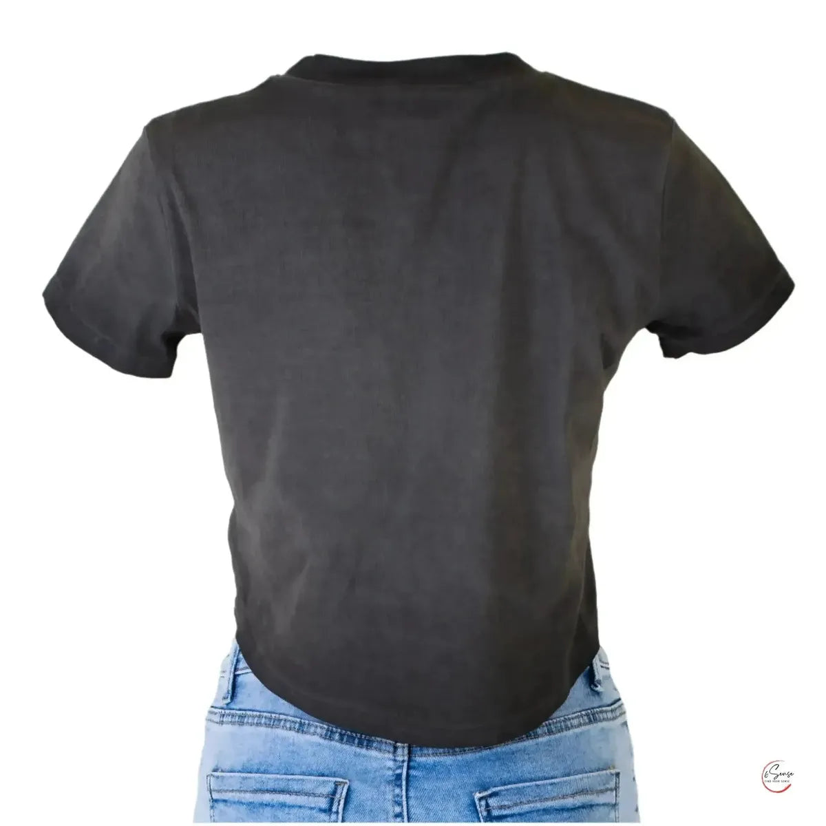 Тениска JILL STUARTS – Стилна и модерна визия в класическо черно 🖤