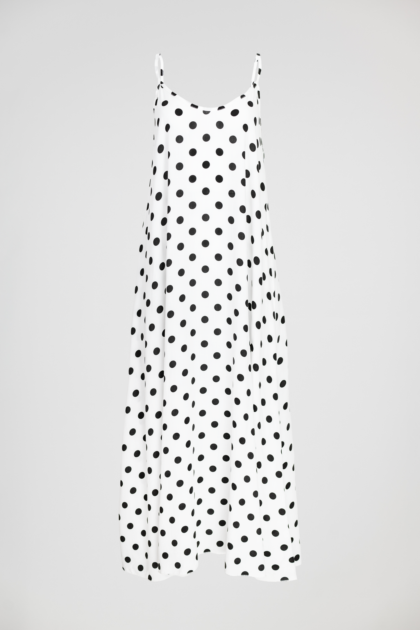 Бяла рокля на точки с презрамки  – Ivory Dots
