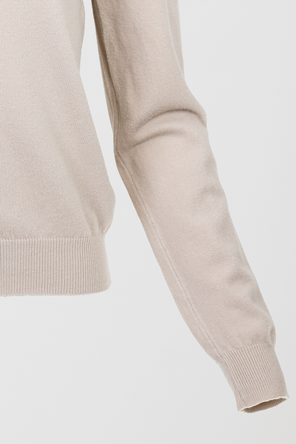Дамска фина плетена жилетка в екрю с копчета – Cozy Ivory