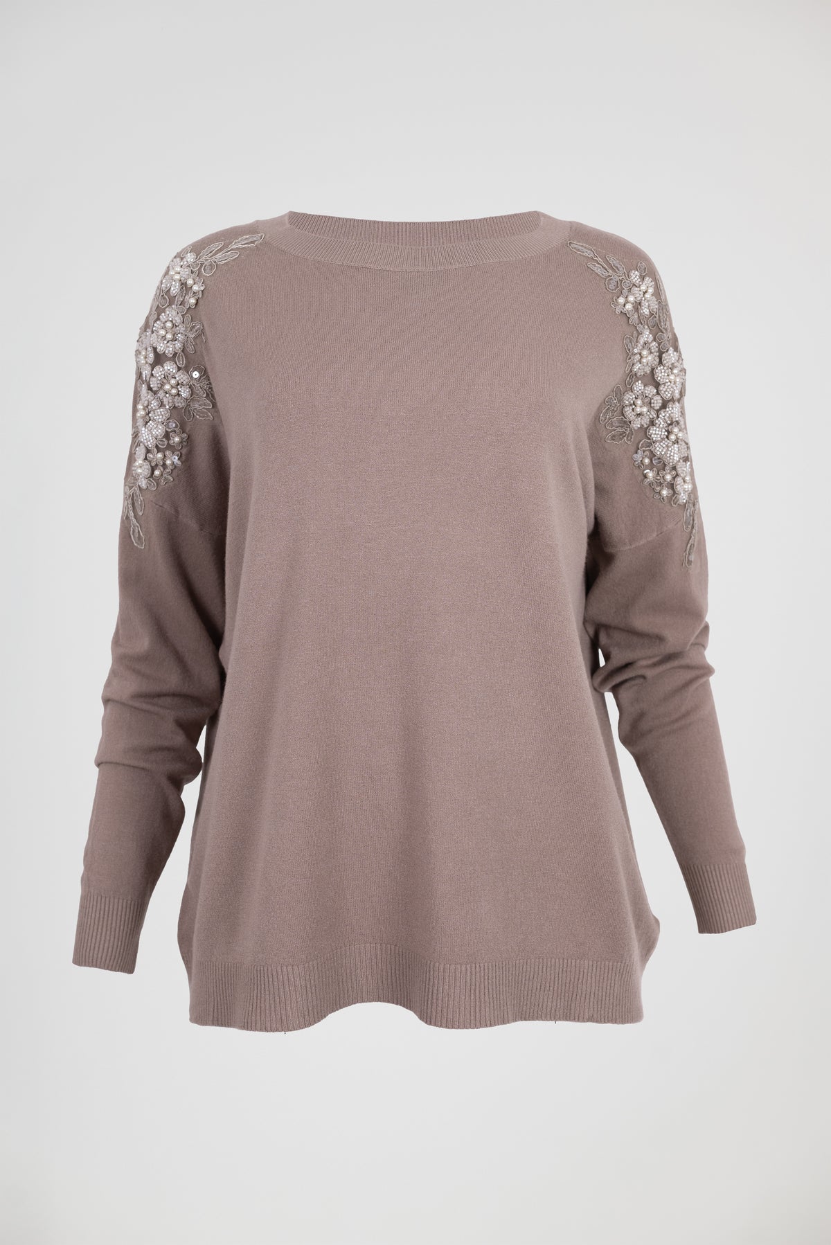 Дамска блуза фино плетиво с флорална апликация – Pearl Knit