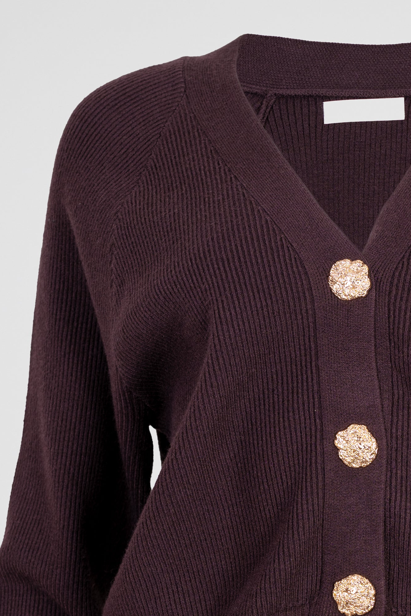 Дамска плетена жилетка в цвят кафе със златисти копчета – Mocha Gold Cardigan