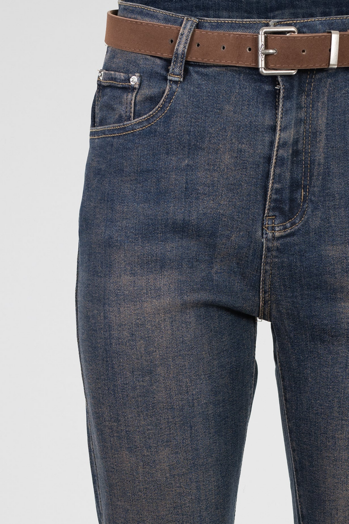 Дамски дънки с висока талия и ръждив ефект – Urban Chain Denim