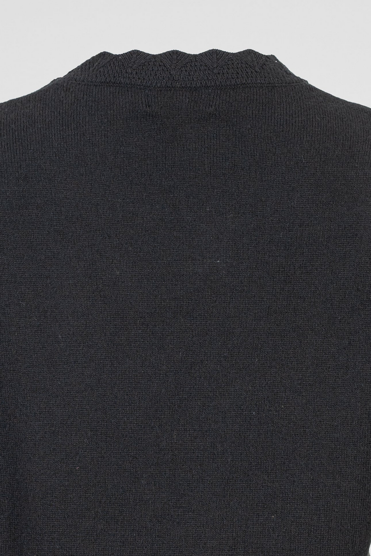 Дамски вълнен пуловер с ажурни детайли – Wool Edge