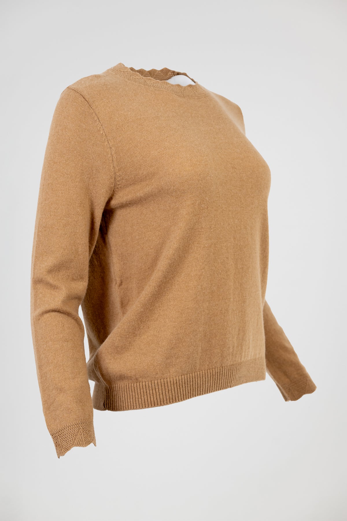 Дамски вълнен пуловер с ажурни детайли – Wool Edge