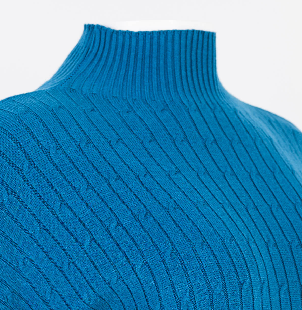 Плетена рокля с полу-поло яка - Serina