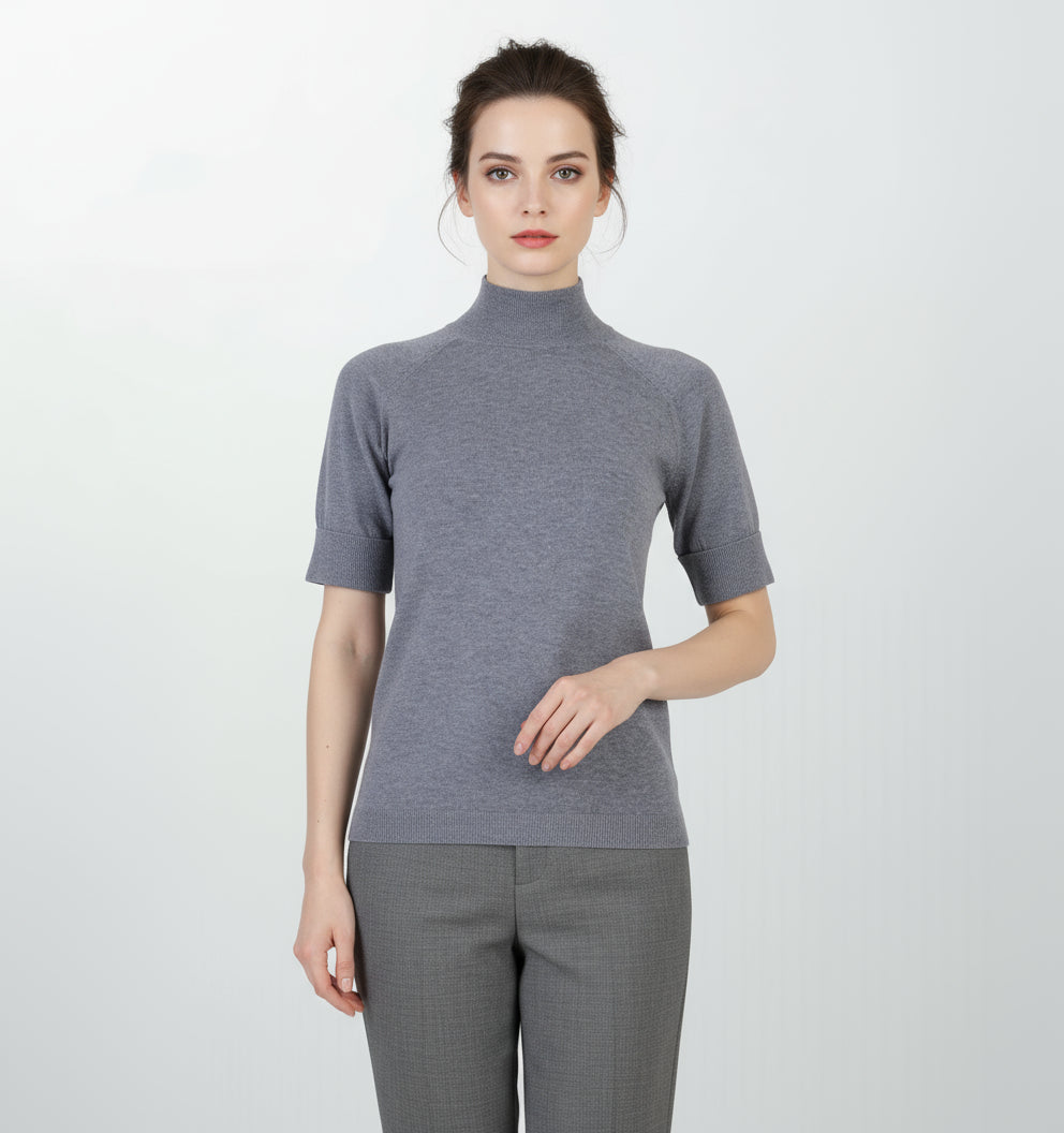 Фин пуловер с полу-поло яка и къс ръкав - Mono Chic