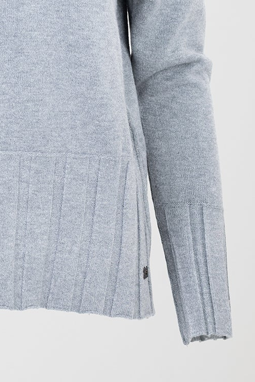 Дамски фин пуловер в светлосив меланж с рипсен подгъв - Soft Line