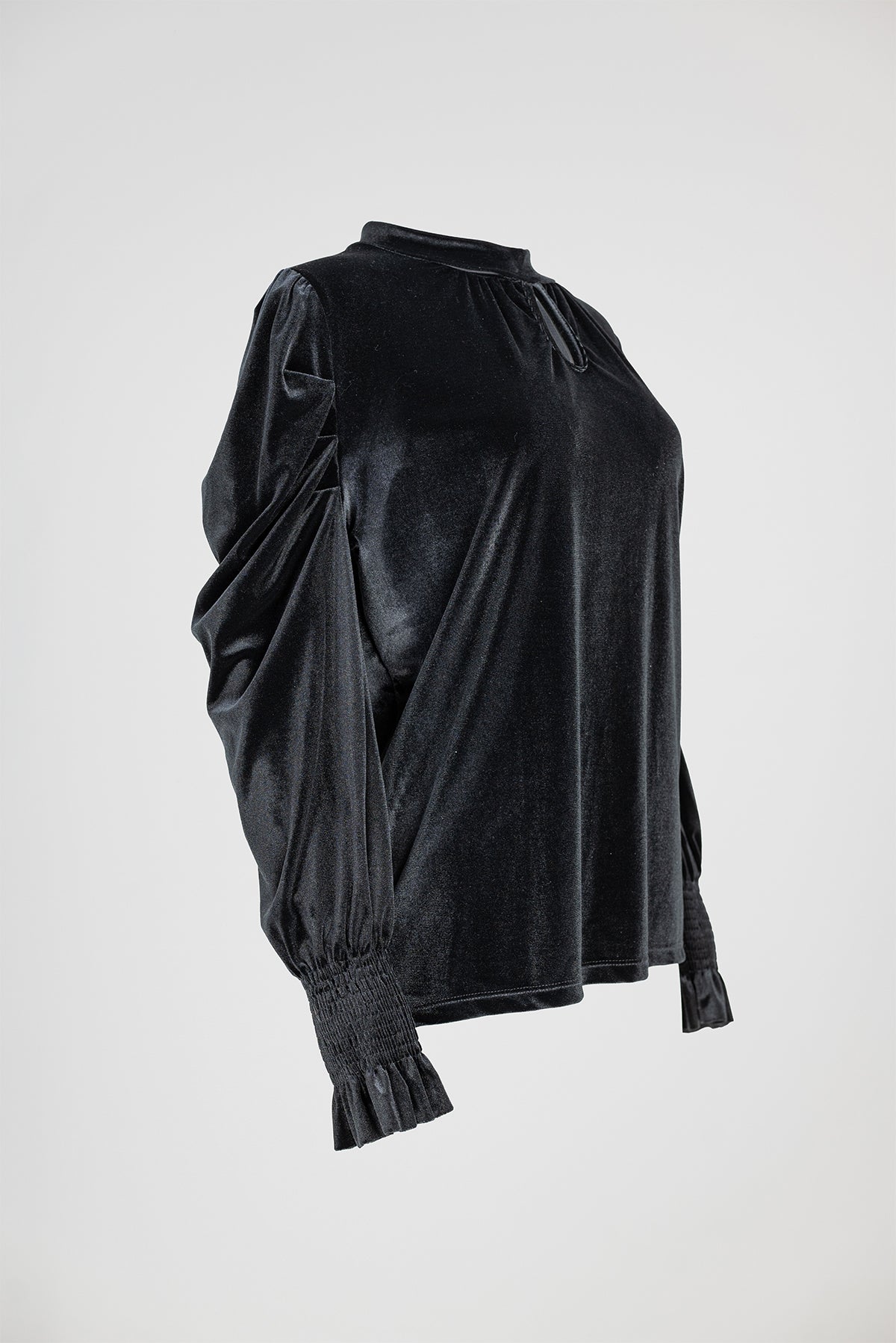 Дамска кадифена блуза - Black Velvet