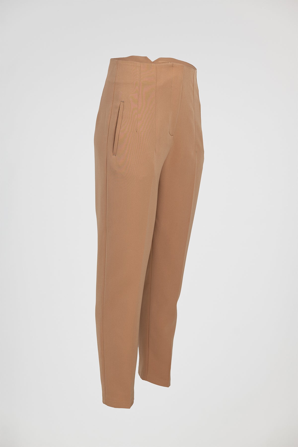 Дамска офис визия блуза с висока яка и панталон с висока талия - Cream Caramel