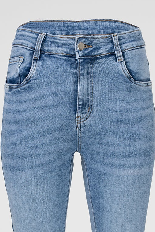 Модерна деним визия - Aqua Canvas