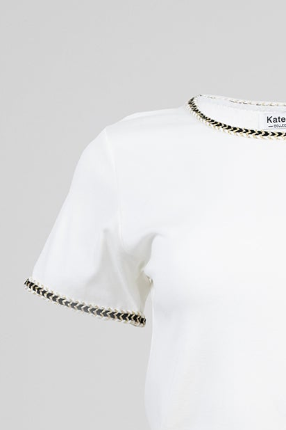 Дамска бяла тениска с декоративен кант - Gold Trim