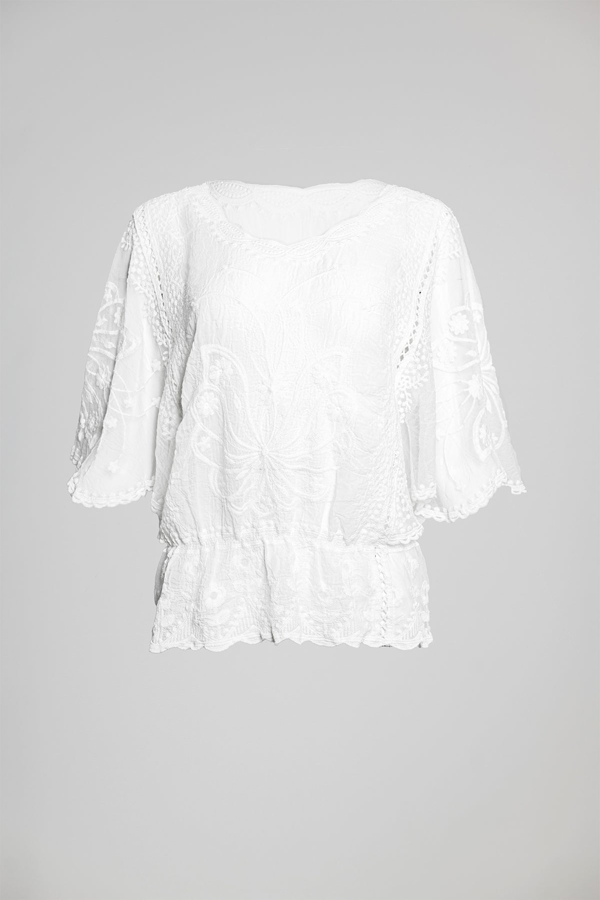 Дамска бяла дантелена блуза с ластик в талията White Grace