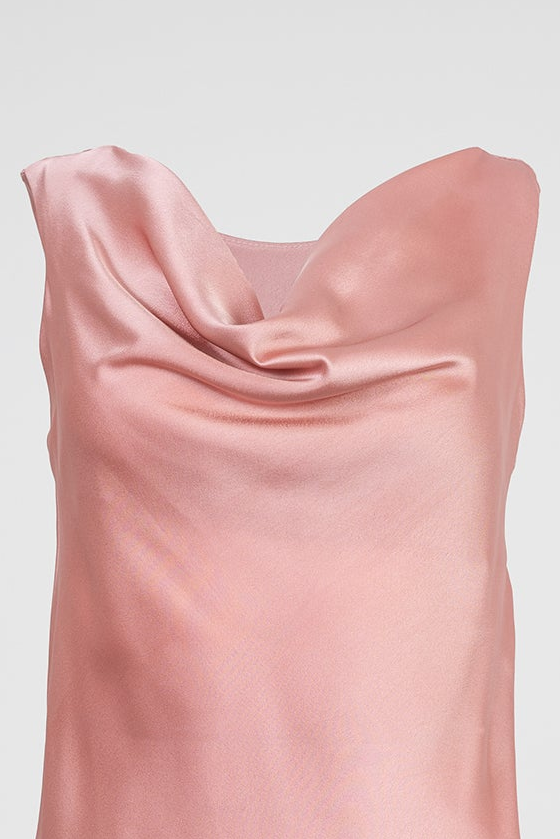 Пудра сатенен топ с падащо деколте и изчистена линия - Midnight Dream