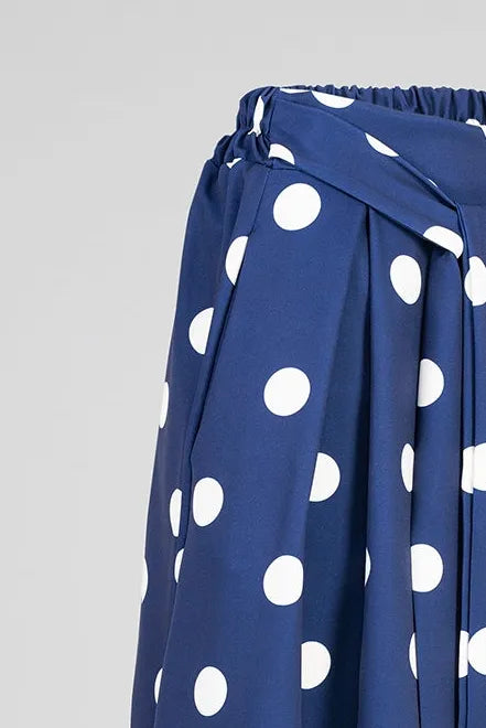 Синя пола на бели точки с колан и странични джобове - Marina Dot