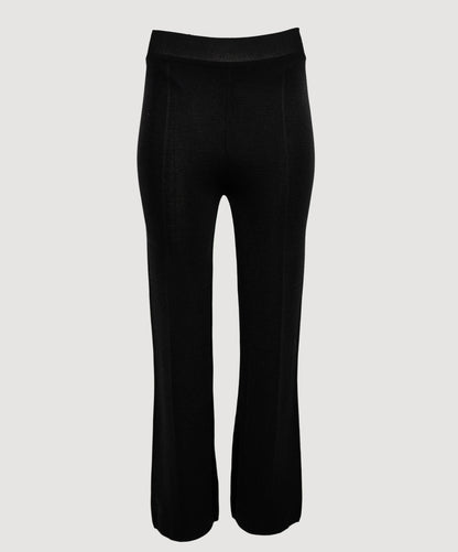 Черен комплект с 3D роза – елегантност и комфорт в едно 6Sense