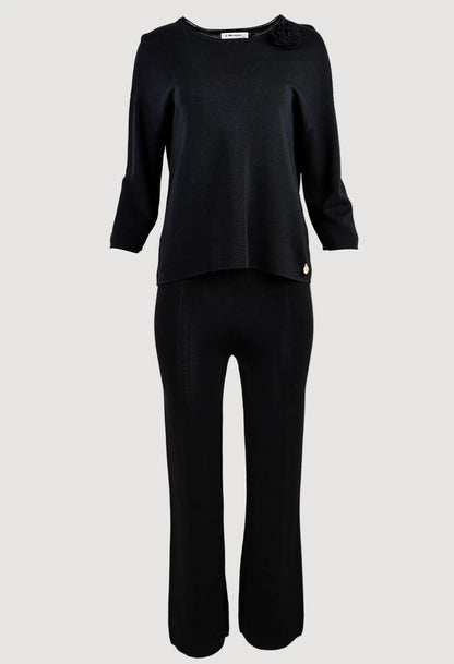 Черен комплект с 3D роза – елегантност и комфорт в едно 6Sense