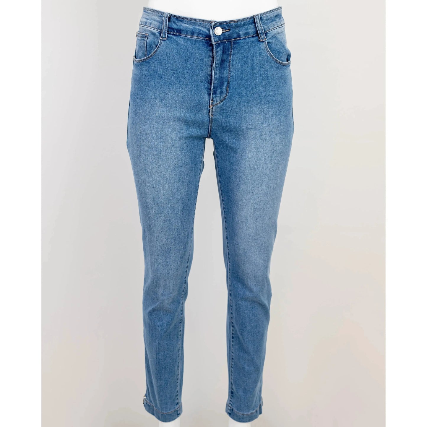 Дънки с висока талия – перфектен баланс между комфорт и стил 6Sense