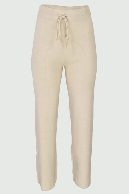 Дамски комплект от фино плетиво в нежно бежово - Layla-комплекти-6Sense