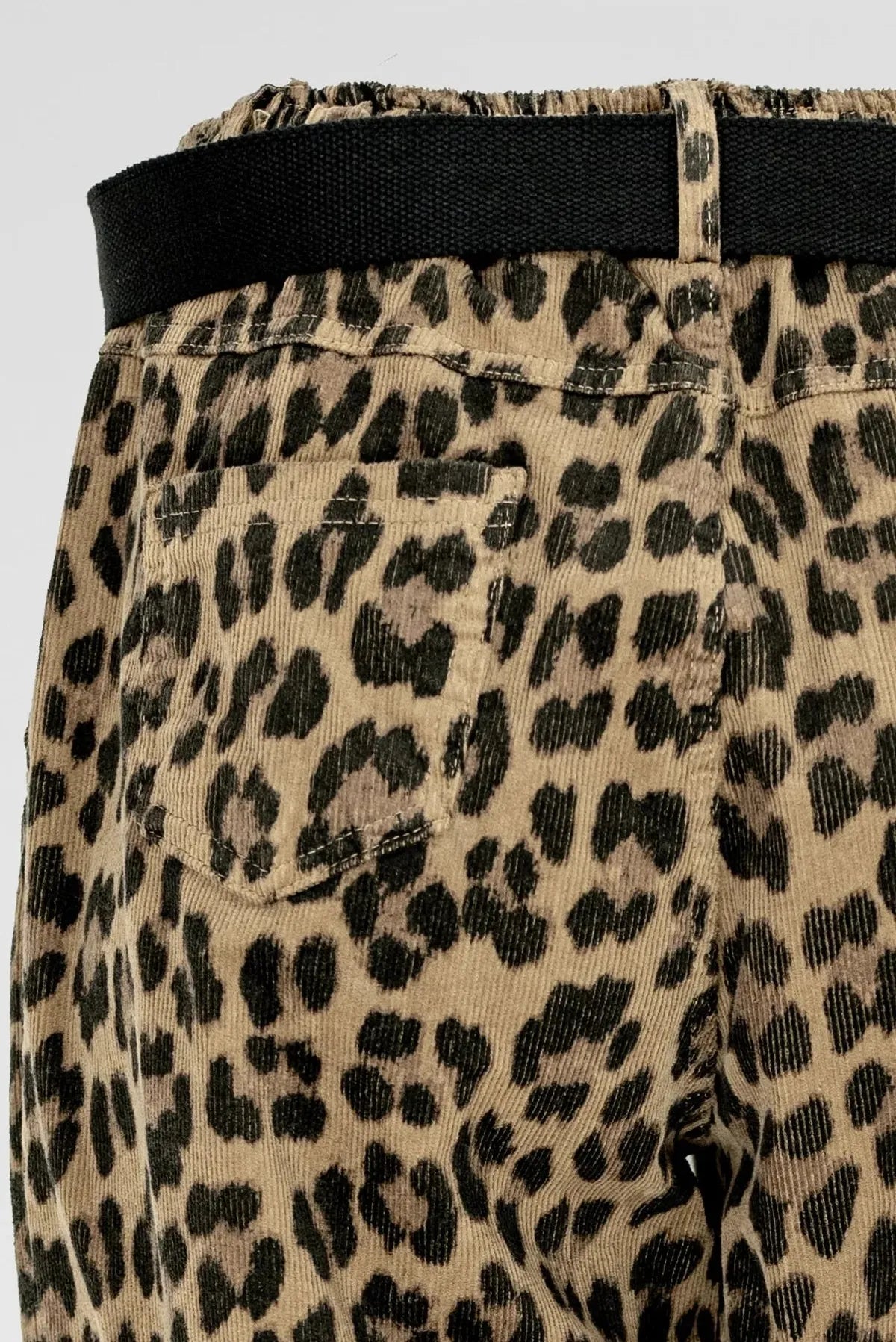 Леопардови дамски джинси от памук с еластан – Leopard Street-панталони-6Sense