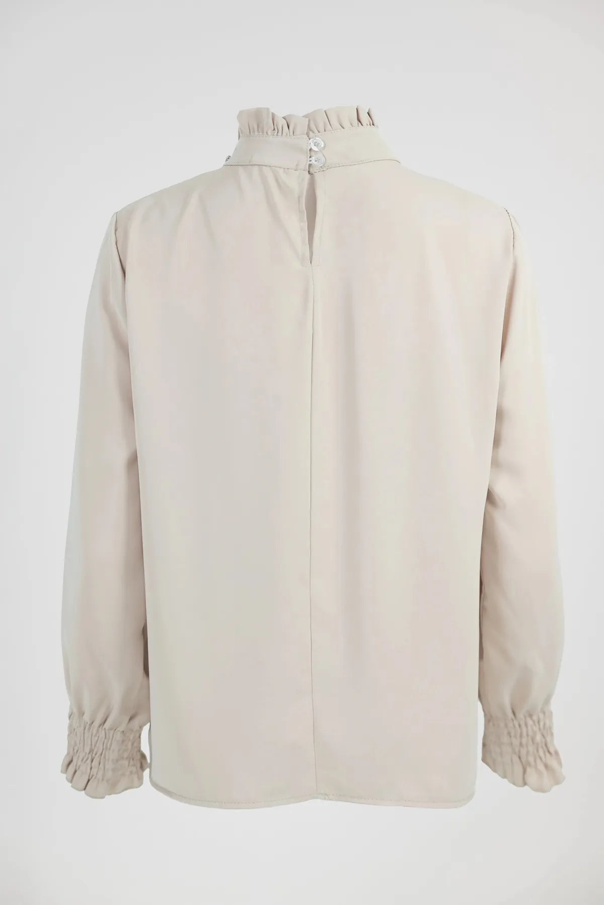 Бежова блуза с декоративна яка и фина драпировка - Tiramisu-блузи-6Sense