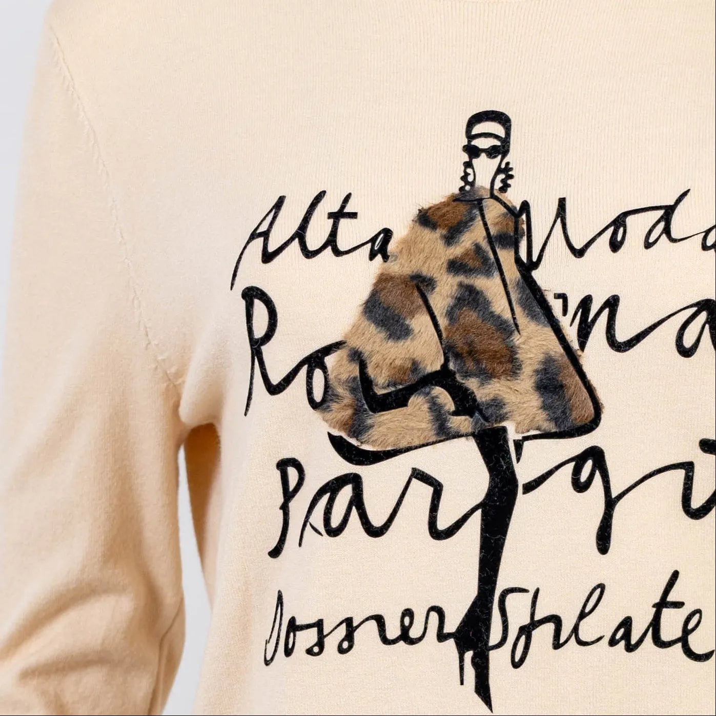 Бежова плетена блуза с леопардов акцент - Soft Mode-блузи-6Sense