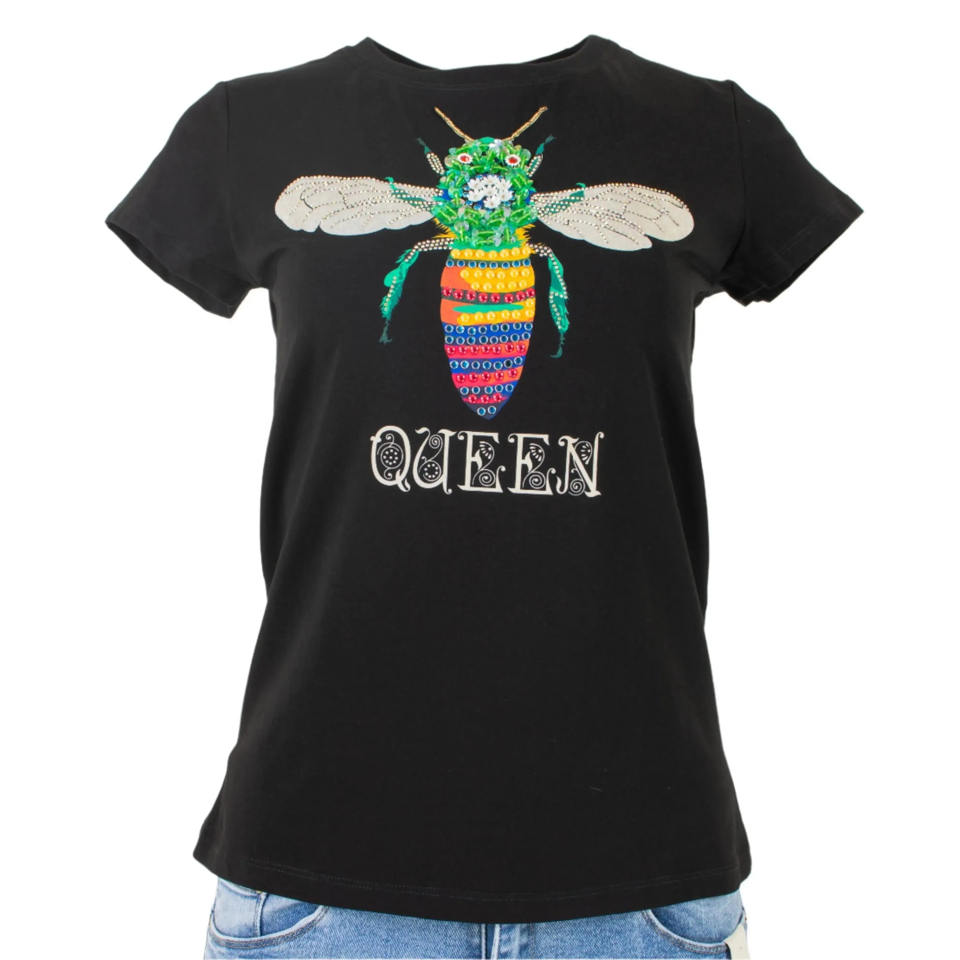 Queen Bee 🐝 – смело излъчване в черно