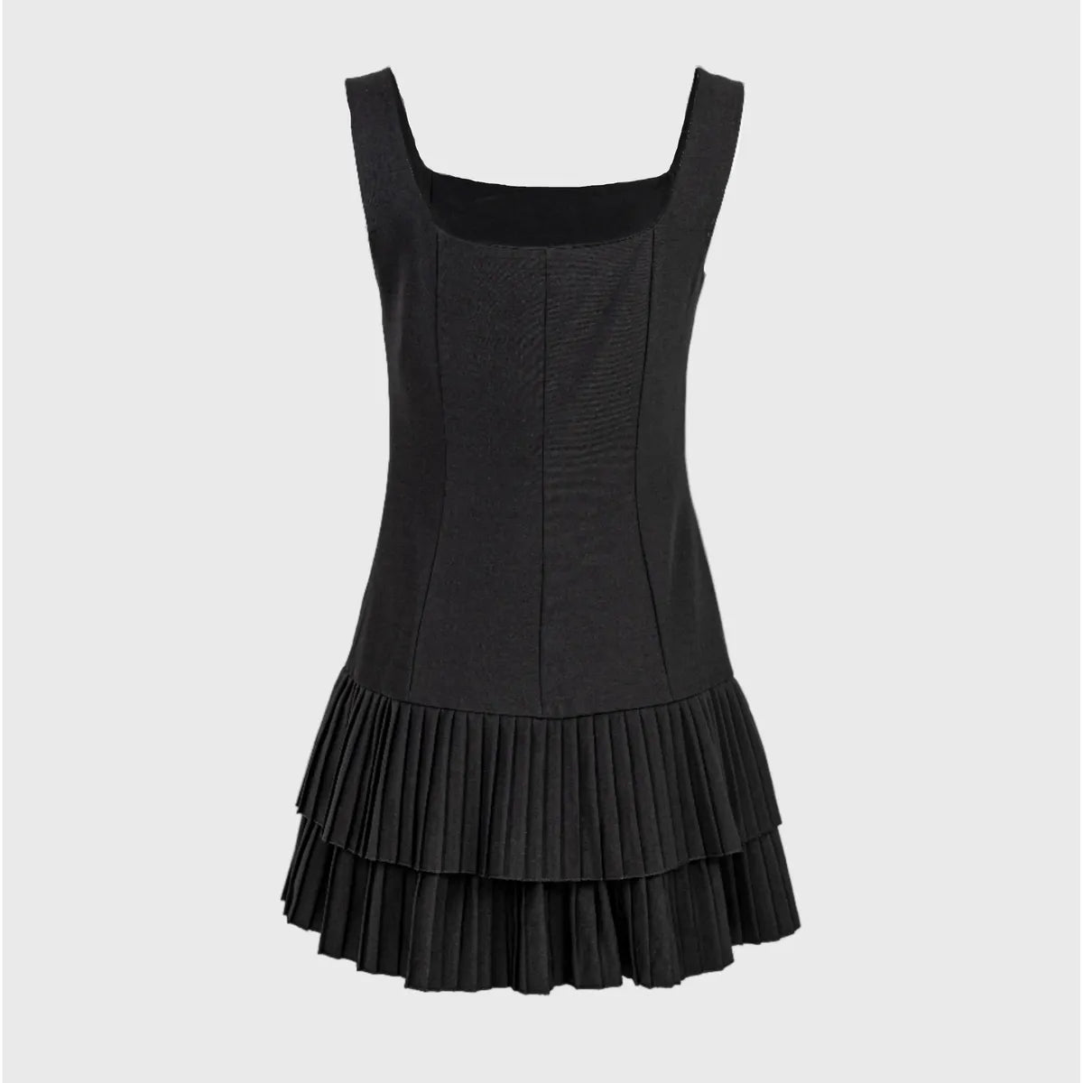 Черна къса рокля с презрамки | колекция есен-зима 6Sense