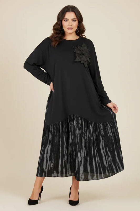 Черна рокля с 3D цвете Plus Size - Black Rose-рокли-6Sense