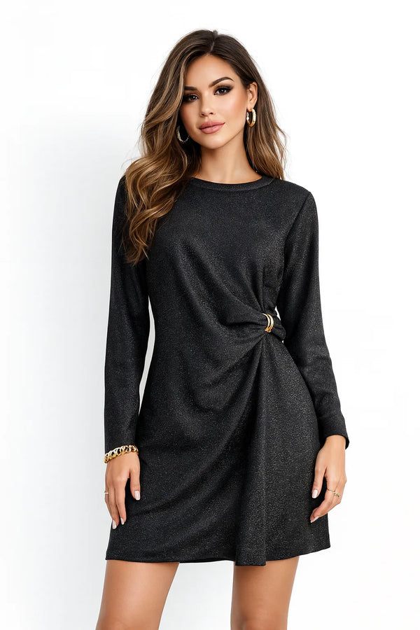 Черна рокля с фин блясък и асиметричен акцент, модел Black Knot.