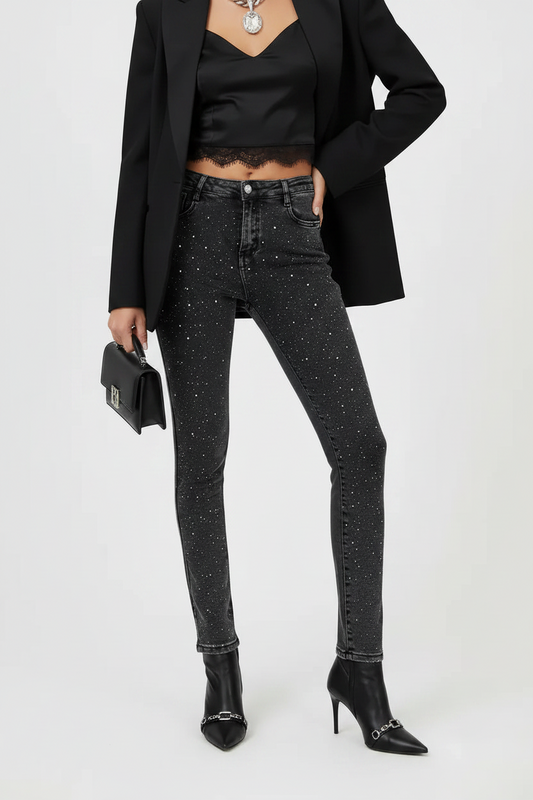 Черни дамски дънки Plus Size с камъни и втален силует – Spark Denim
