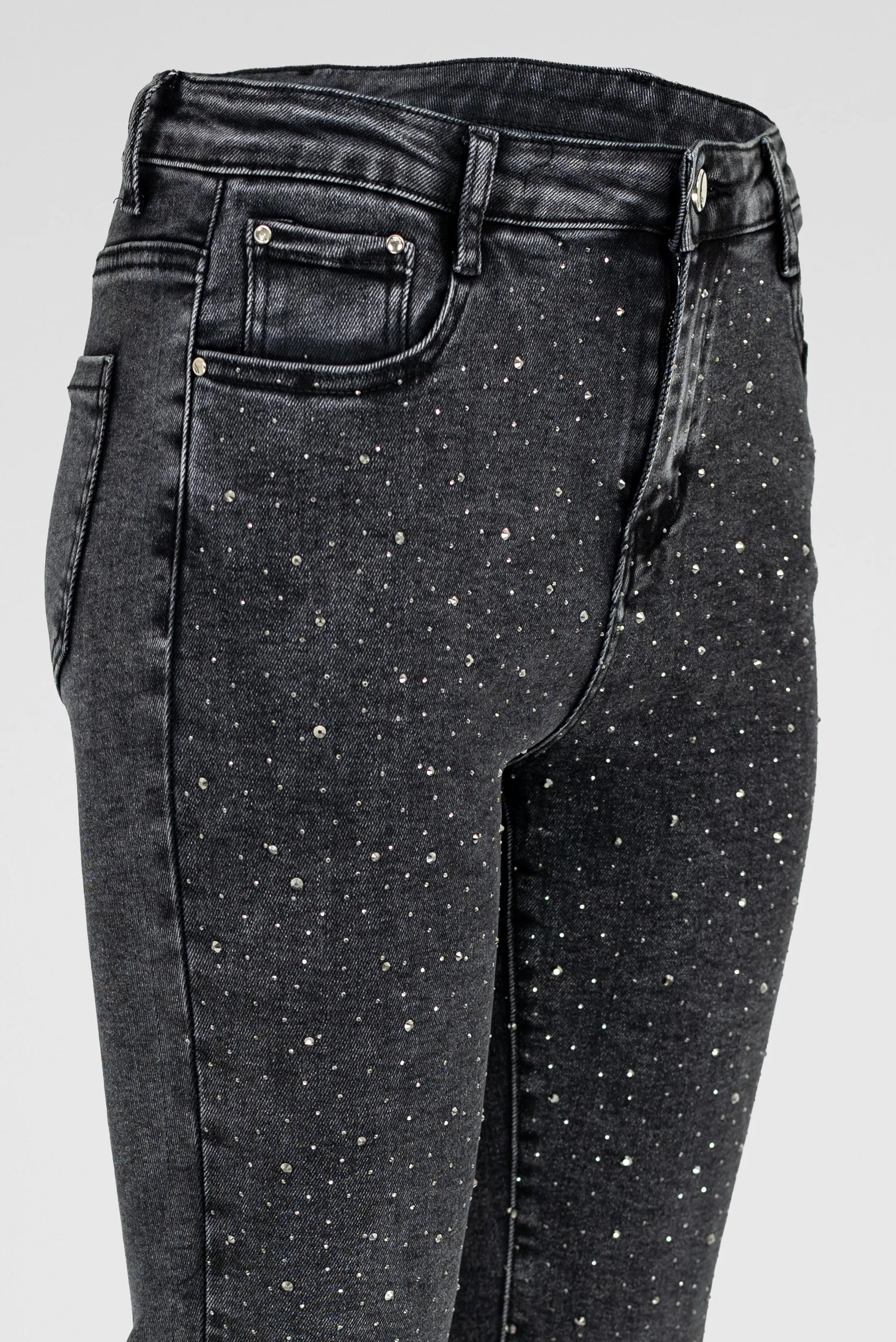 Черни дамски дънки с камъни и втален силует – Spark Denim-дънки-6Sense