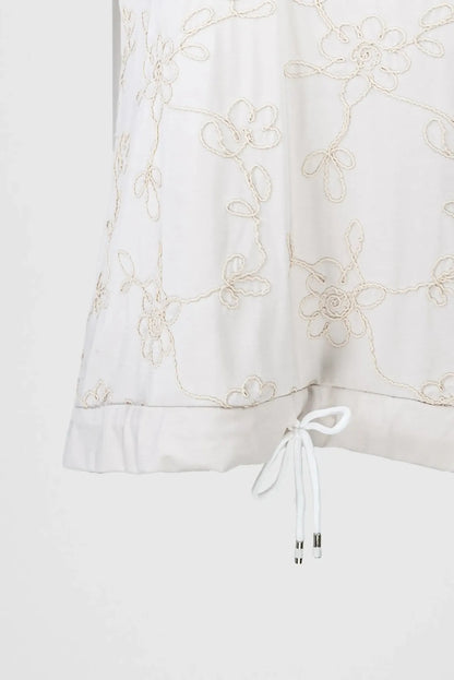 Дамска бежова блуза с флорална бродерия и връзка – Beige Flora-блуза с къс ръкав-6Sense