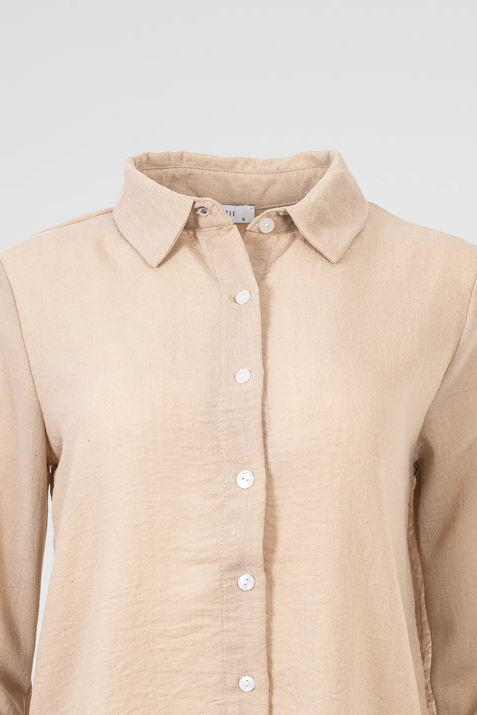 Дамска бежова риза със свободна кройка – Soft Sand Shirt-ризи-6Sense