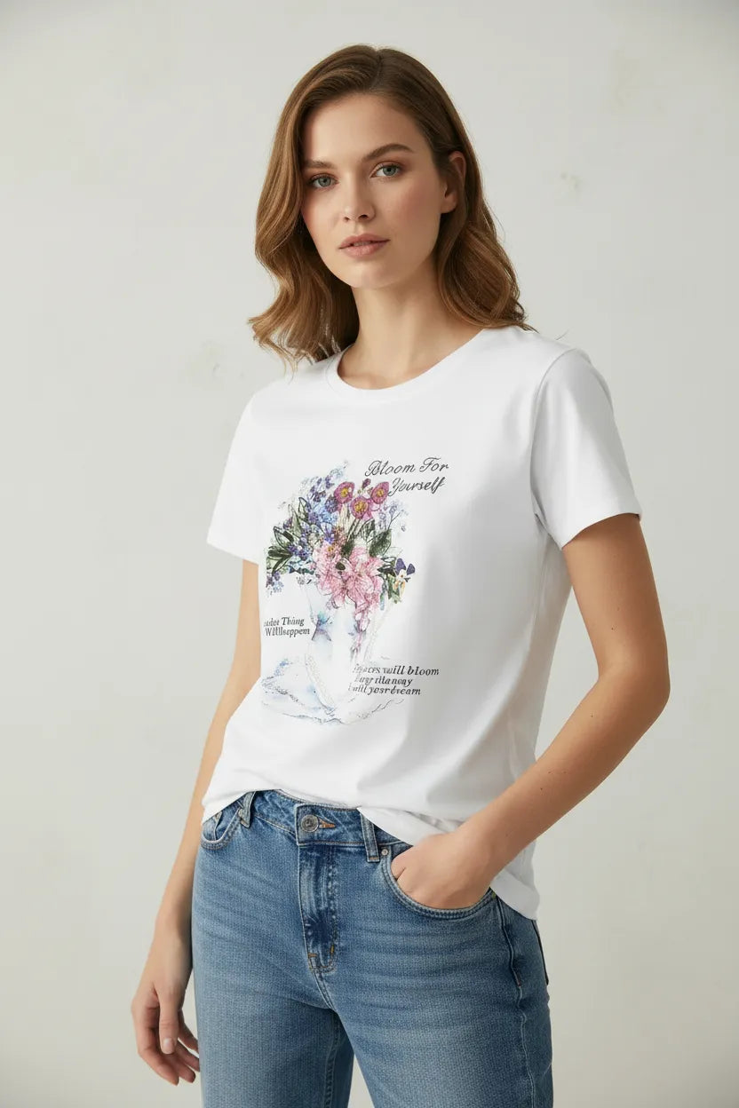 Дамска бяла тениска с флорален принт и надпис – Bloom For Yourself-Тениски-6Sense