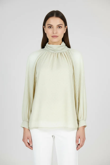Дамска блуза с висока яка и плисирани ръкави - Ivory Whisper