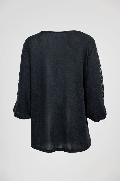 Дамска черна блуза с дантелени ръкави и фин блясък – Black Lace Glow-блузи-6Sense