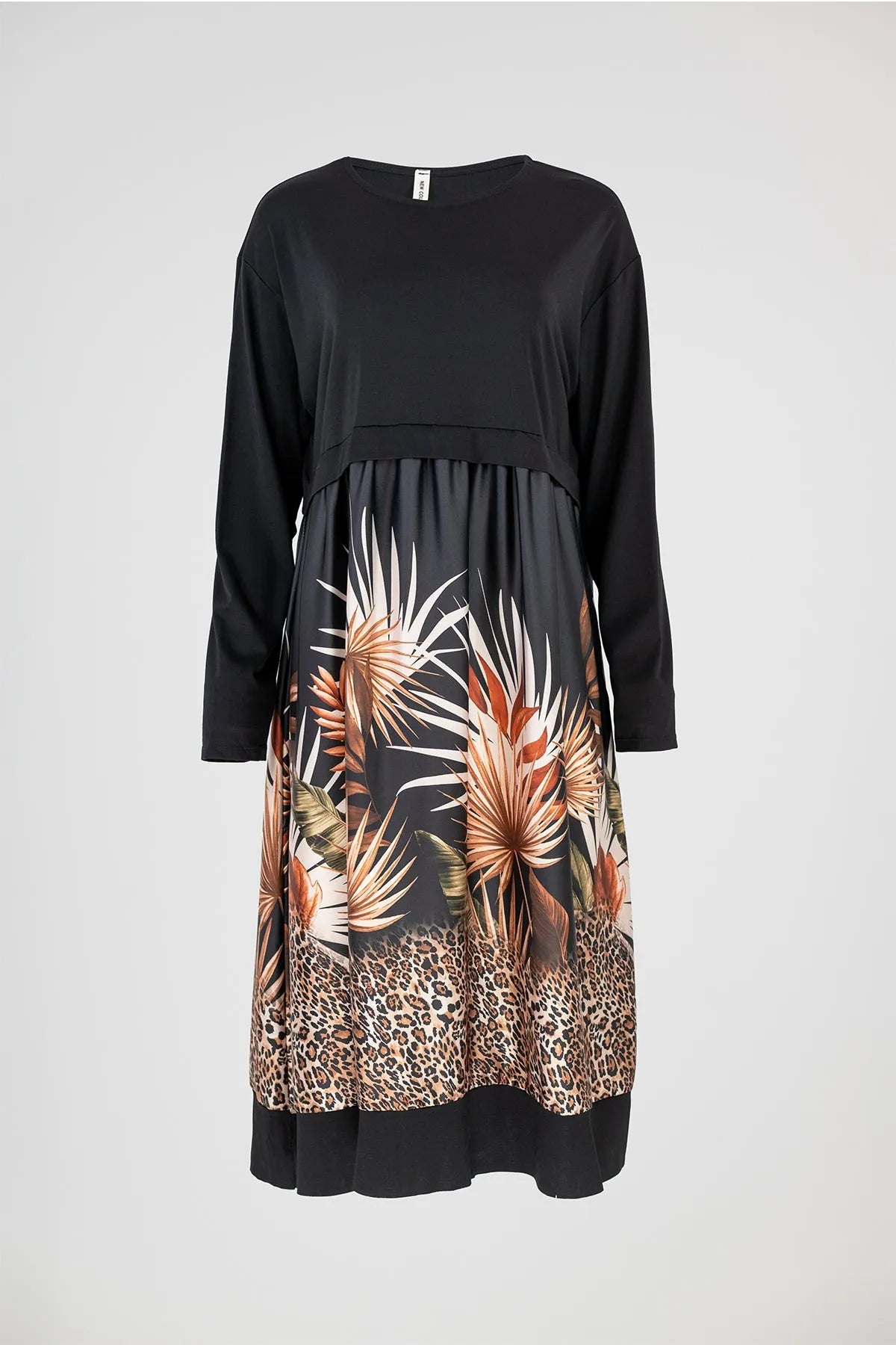 Дамска черна рокля с леопардови акценти Plus Size - Savana-рокли-6Sense