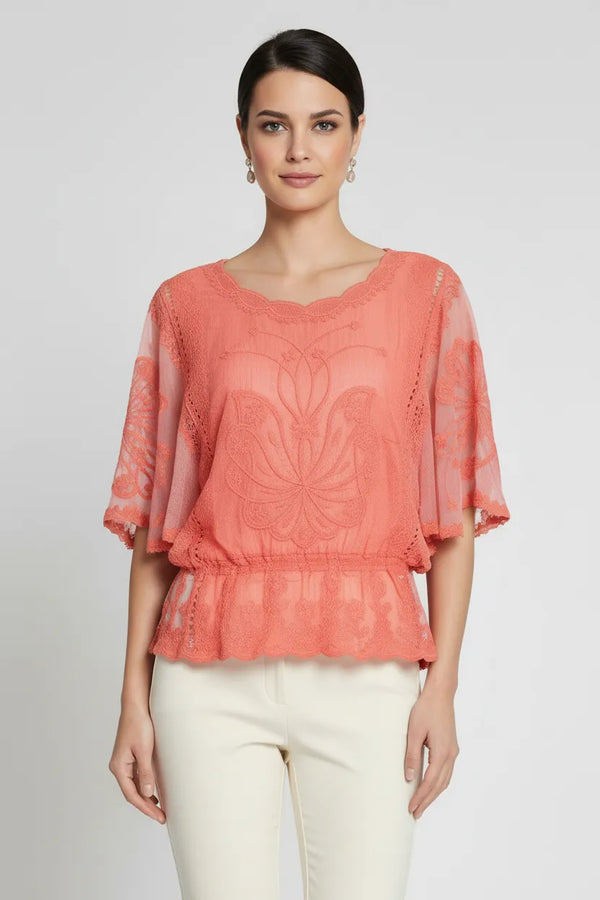 Дамска коралова дантелена блуза с богата бродерия, ефирни ръкави и ластик в талията.