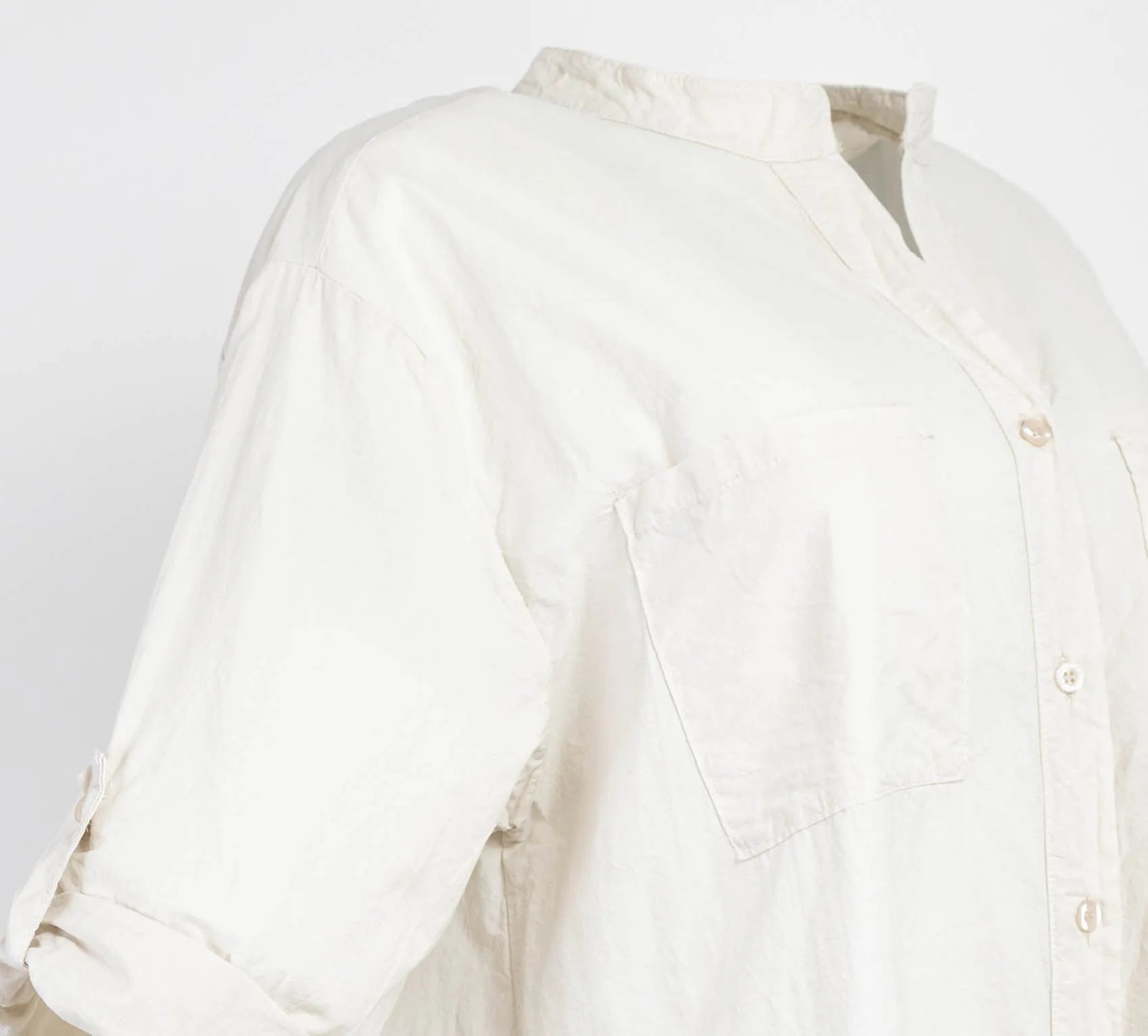 Elegant white 100% cotton long shirt with 3/4 roll-up sleeves and front buttons, perfect for versatile styling up to 3XL.