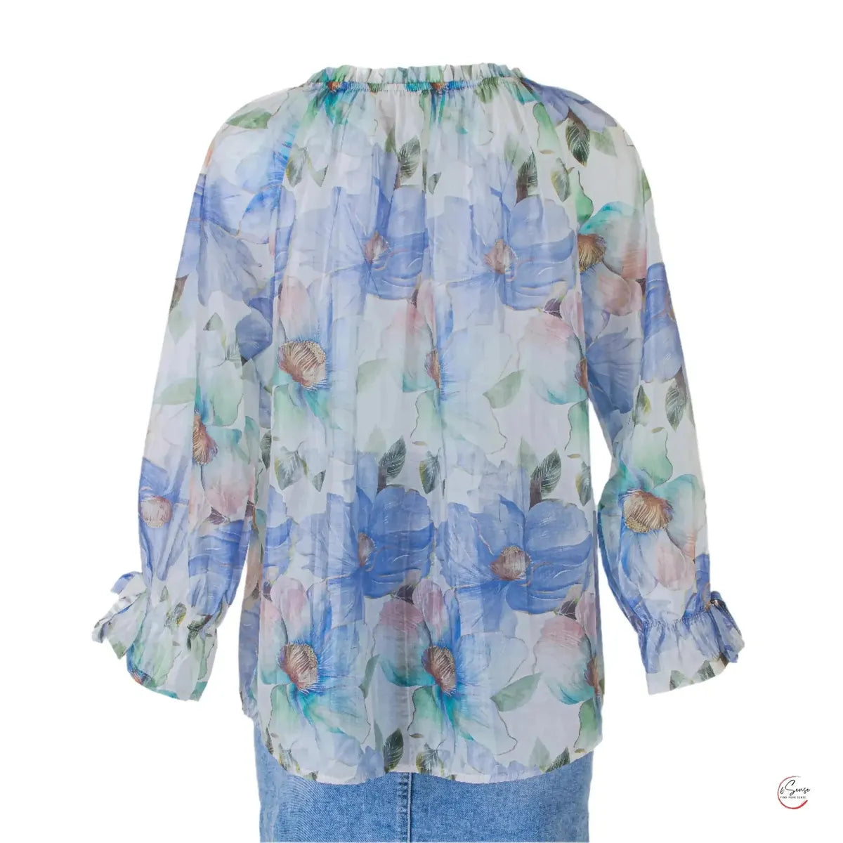 🌸 Ефирна дамска блуза с цветен принт – за нежен и романтичен стил 🌸