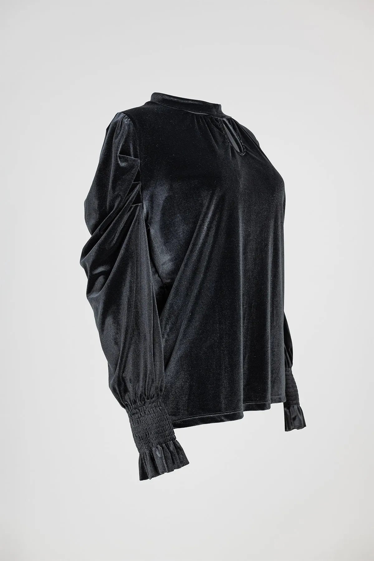 Дамска кадифена блуза - Black Velvet-блузи-6Sense