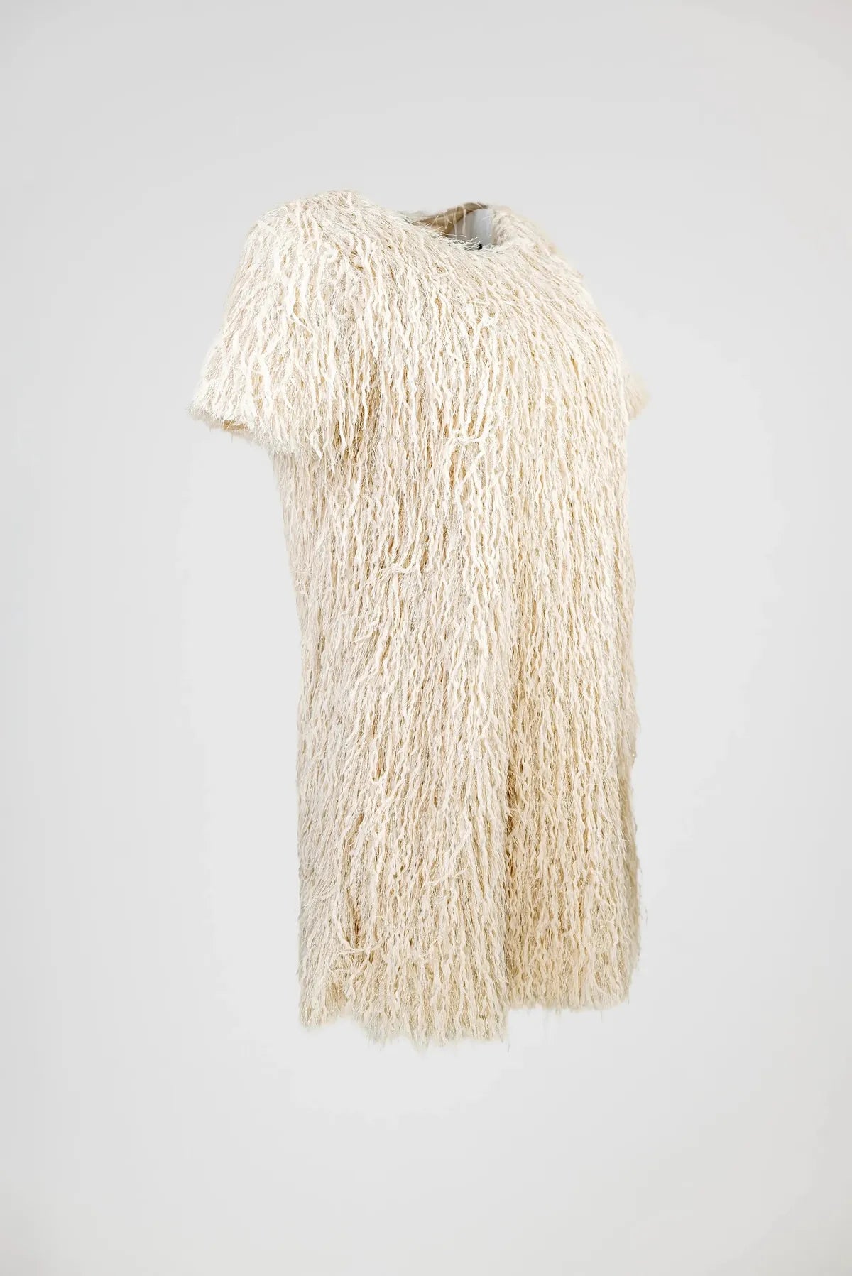 Дамска къса парти рокля с ресни – Disco Ivory-рокли-6Sense