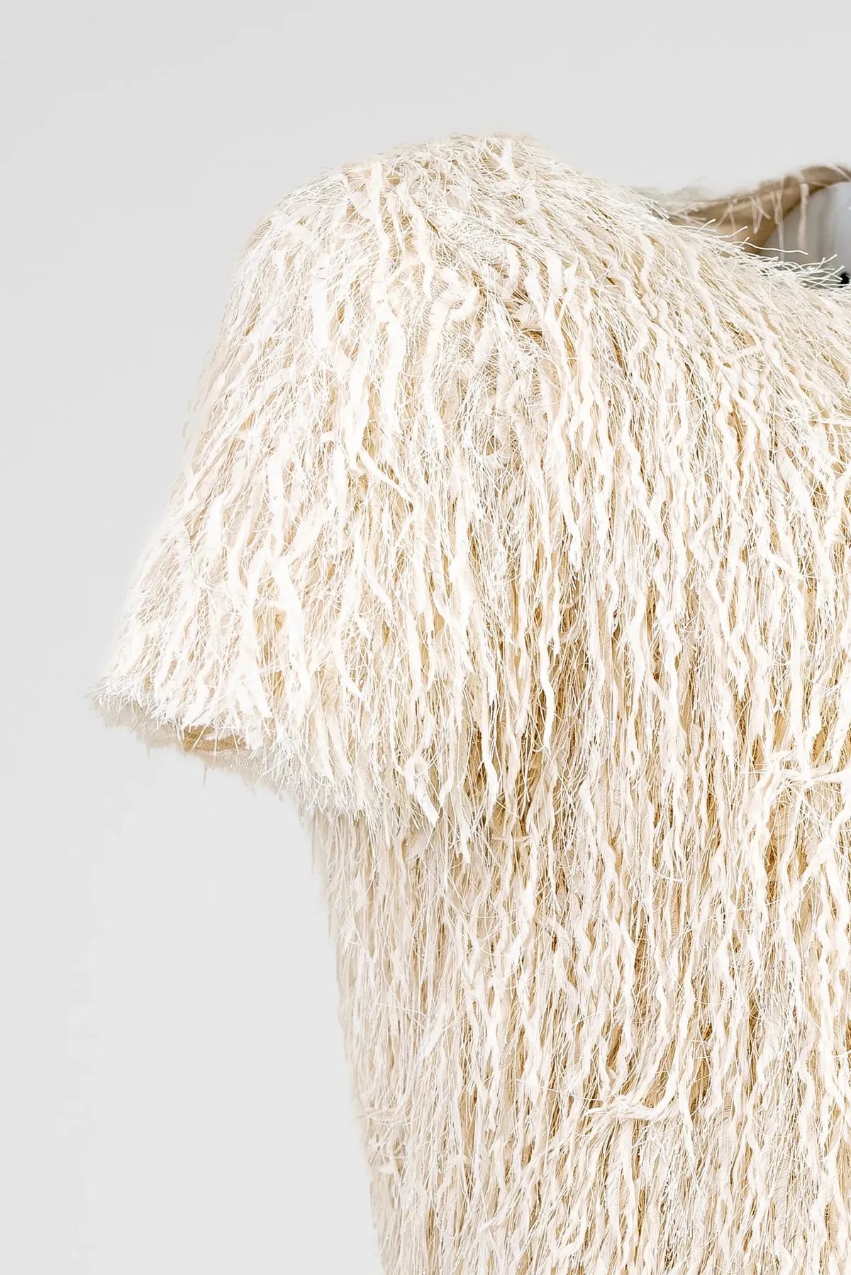 Дамска къса парти рокля с ресни – Disco Ivory-рокли-6Sense