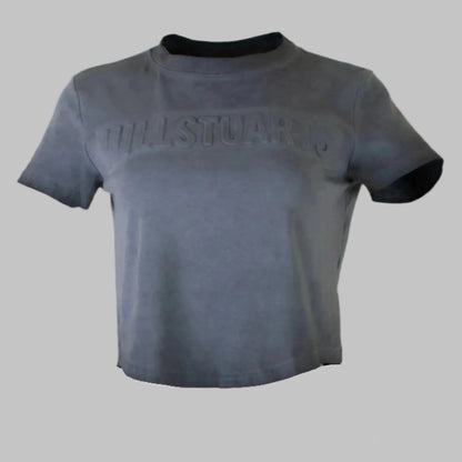 ✨ Графитена дамска тениска с релефен надпис JILLSTUARTS – стил и комфорт в едно! ✨