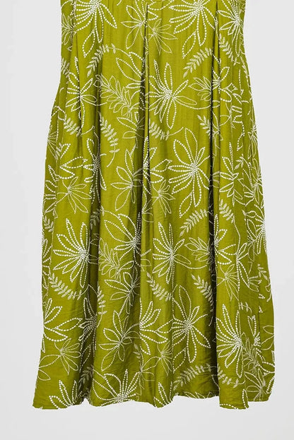 Flora Flow plus size olive green viscose dress with elegant white floral print.