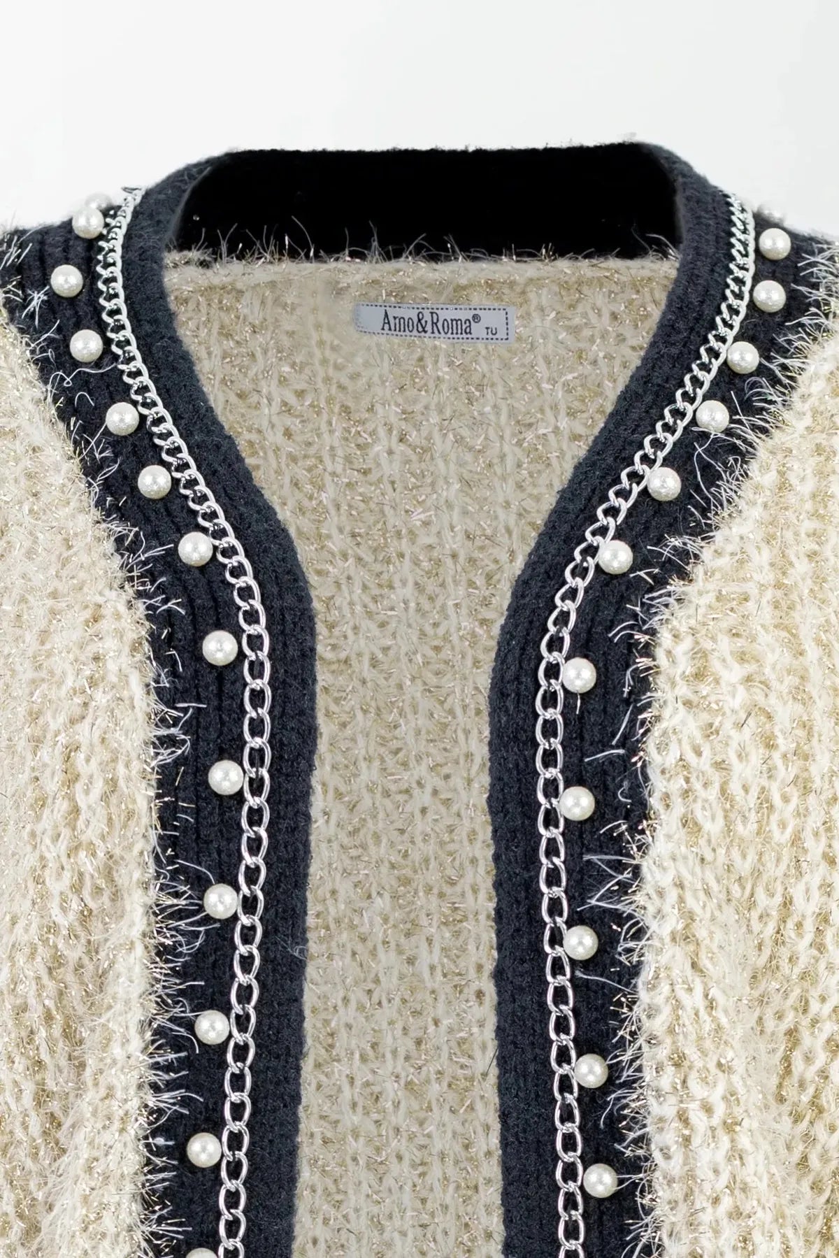 Дамска пухкава жилетка - овърсайз с перли и верижка-жилетки-6Sense