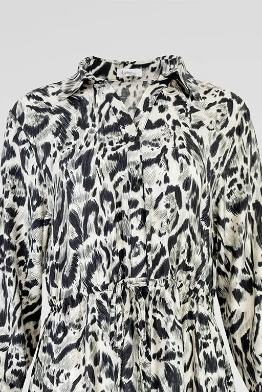 Дамска рокля с животински принт в черно и бяло - Black and white-рокли-6Sense